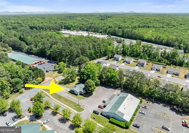 3rd image of 386 Allen St, Dawsonville, GA 30534 | MLS# 10785010