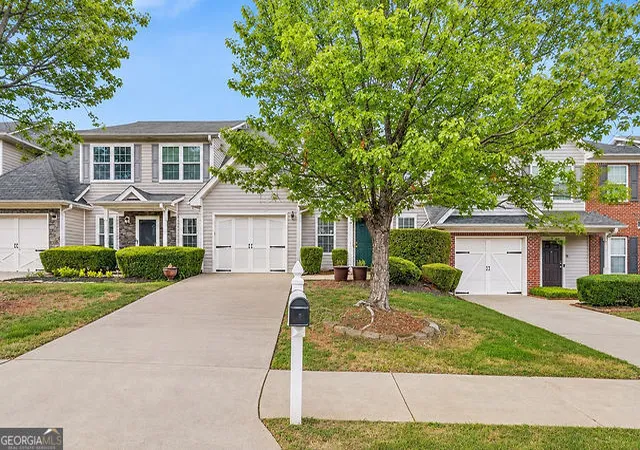Photo 2 of Townhouse for sale at 730 City Park Dr, Mcdonough, GA 30252 | MLS# 10831802 | Listing updated on 2026-09-04