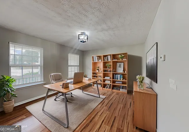 Photo 3 of Single family home for sale at 825 Roxfield Ct, Buford, GA 30518 | MLS# 10793909 | Listing updated on 2026-10-02