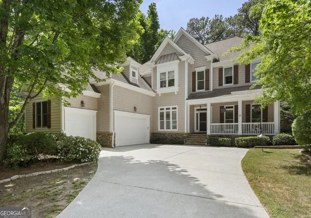 Photo 1 of Single family home for sale at 3698 Lakeview Dr, Tucker, GA 30084 | MLS# 10739121 | Listing updated on 2026-09-18