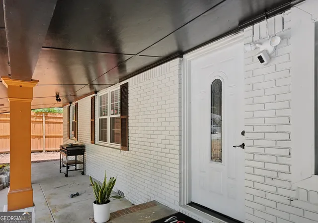 2nd image of 5950 Springview Dr, Forest Park, GA 30297 | MLS# 10572650