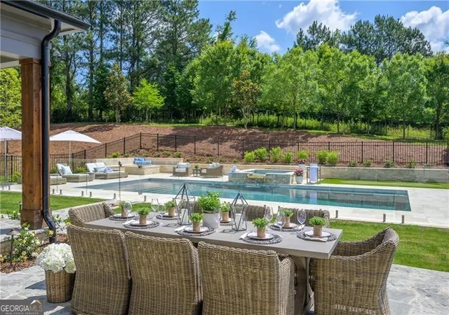Photo 4 of Sale Pending at 10310 Magnolia Meadow Ct, Alpharetta, GA 30004 | MLS# 10643605 | Listing updated on 2026-07-31