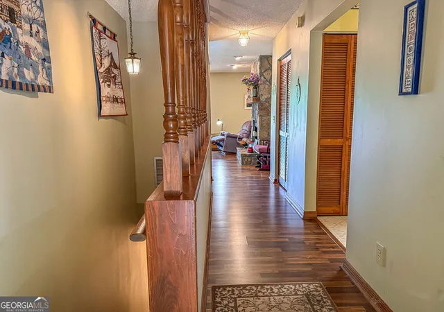 Photo 3 of Single family home for sale at 195 Cedar Ln, Dillard, GA 30537 | MLS# 10830387 | Listing updated on 2026-09-02