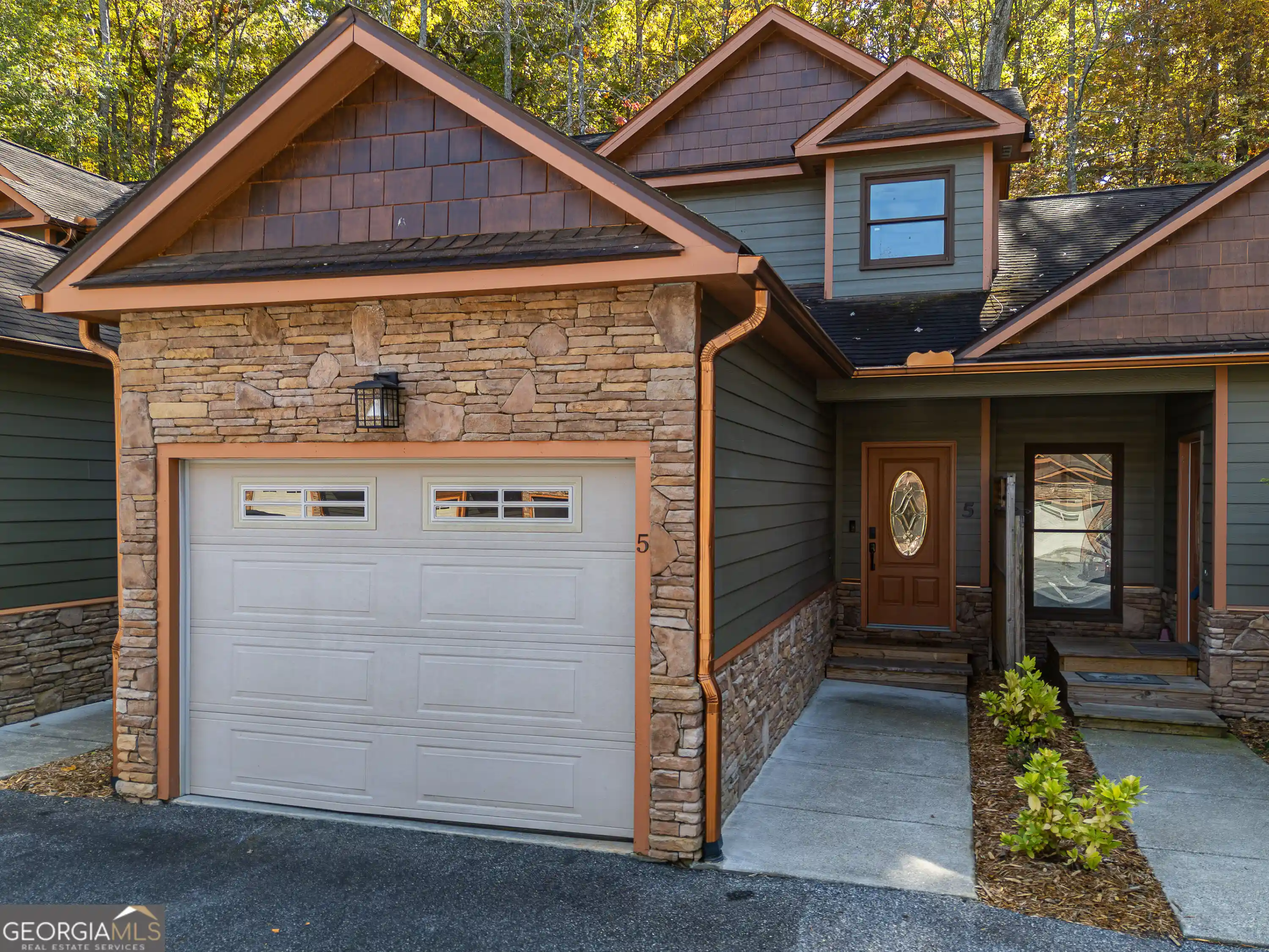 Photo 1 of Townhouse for sale at 130 Emory Cir #5, Blairsville, GA 30512 | MLS# 10881864 | Listing updated on 2026-10-30