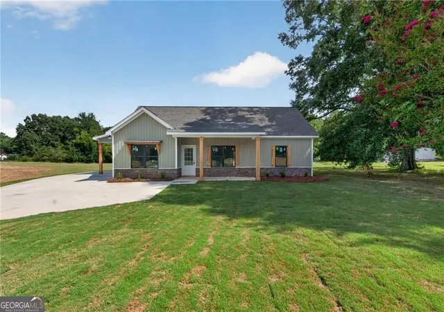 1st image of 81 Wieuca Wy, Cedartown, GA 30125 | MLS# 10834857