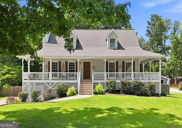 Photo 1 of Single family home for sale at 90 Maplewood Ln, Acworth, GA 30101 | MLS# 10831723 | Listing updated on 2026-09-19