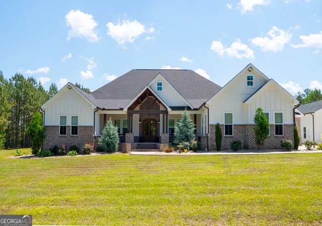 Photo 2 of Single family home for sale at 5888 Cobbham Rd, Appling, GA 30802 | MLS# 10764126 | Listing updated on 2026-06-04