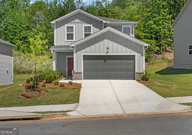 Photo 2 of Sale Pending at 3088 Orwell Dr, Gainesville, GA 30507 | MLS# 10731963 | Listing updated on 2026-08-27