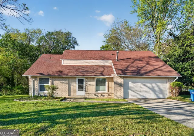 Photo 2 of Single family home for sale at 3390 Valley Bnd Rd, South Fulton, GA 30349 | MLS# 10734037 | Listing updated on 2026-10-09