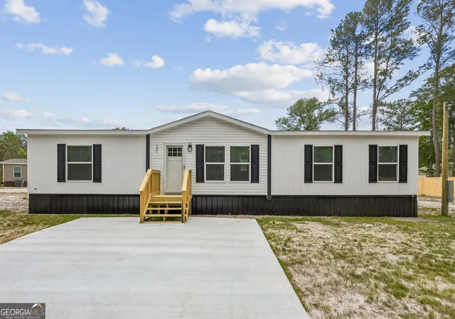 1st image of 206 Elm St, Folkston, GA 31537 | MLS# 10755686