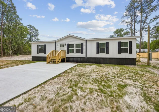 2nd image of 206 Elm St, Folkston, GA 31537 | MLS# 10755686