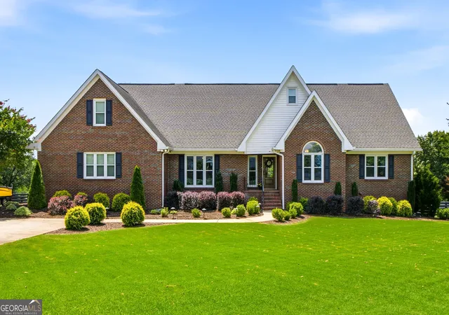 1st image of 1601 Beville Dr, Griffin, GA 30224 | MLS# 10806260