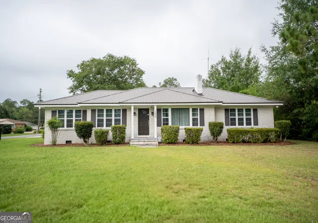1st image of 190 Plier St, Baxley, GA 31513 | MLS# 10818408