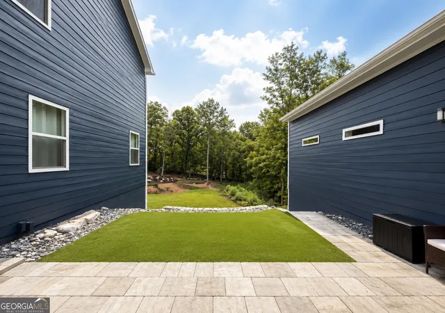 Photo 3 of Single family home for sale at 532 Black Horse Cir, Canton, GA 30114 | MLS# 10804782 | Listing updated on 2026-10-30