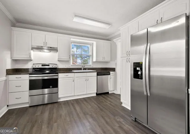 Photo 4 of Single family home for sale at 2037 Englewood Way, Snellville, GA 30078 | MLS# 10789365 | Listing updated on 2026-09-11