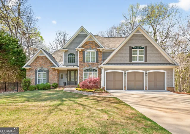 Photo 2 of Mansion for sale at 2686 Tammi Ln, Gainesville, GA 30506 | MLS# 10741835 | Listing updated on 2026-08-31