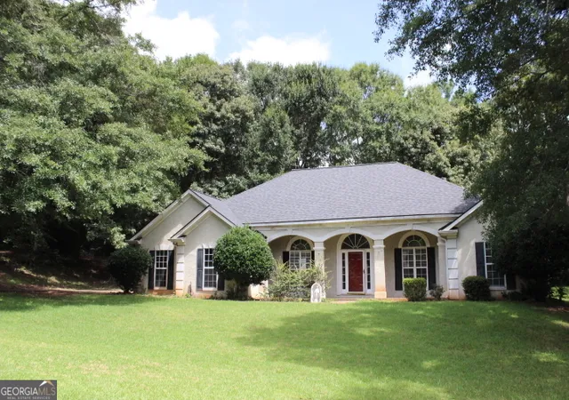1st image of 202 Foxdale Ct, Lagrange, GA 30240 | MLS# 10814090