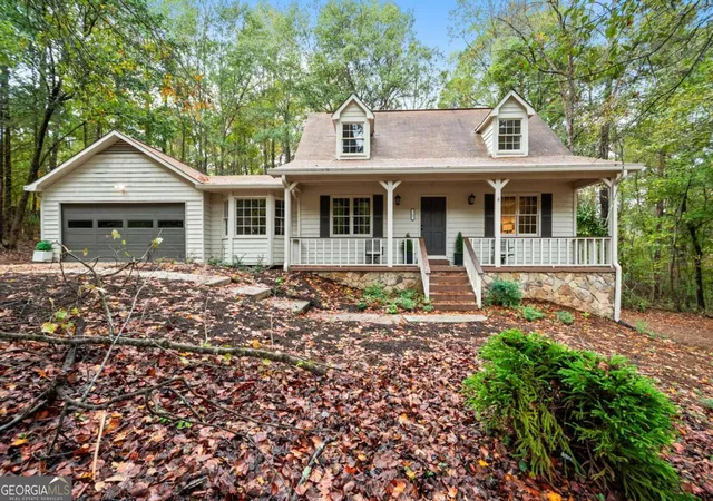 Homes for sale in Fayetteville, GA | 165 Fox Hunt Ct, Fayetteville, GA 30214 | MLS# 10796557