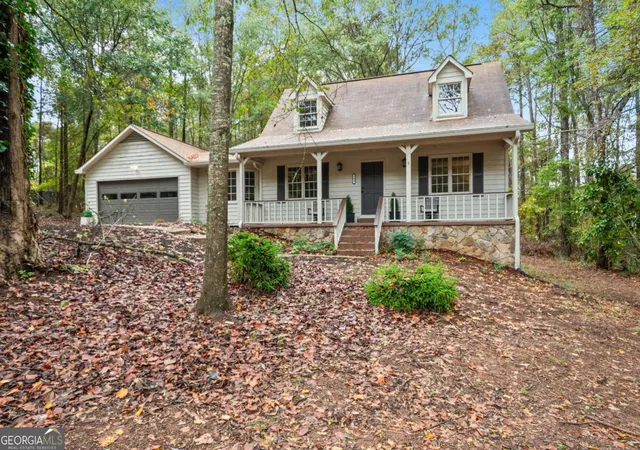 Homes for sale in Fayetteville, GA | 165 Fox Hunt Ct, Fayetteville, GA 30214 | MLS# 10796557