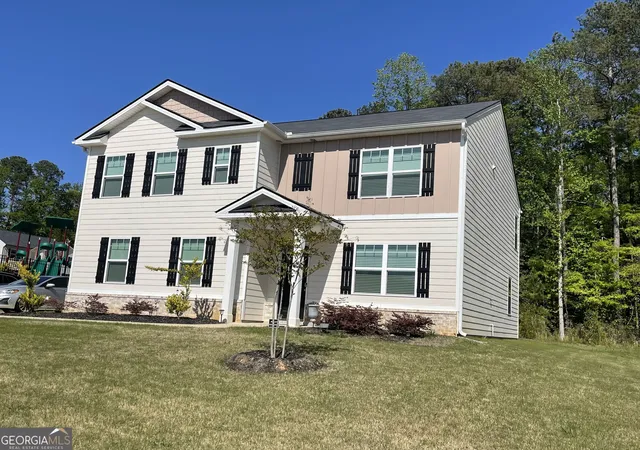 Photo 3 of Multi family home for sale at 205 Sullivan St, Hampton, GA 30228 | MLS# 10822328 | Listing updated on 2026-09-19