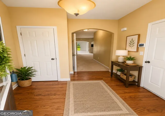 Photo 4 of Single family home for sale at 2878 Snapfinger Manor, Decatur, GA 30035 | MLS# 10794961 | Listing updated on 2026-09-23