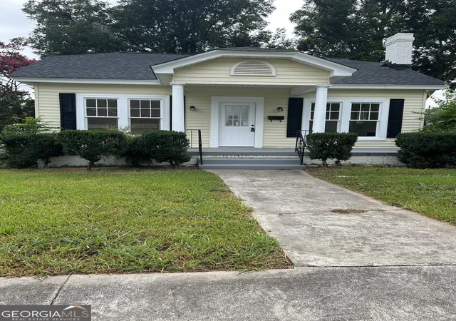 Homes for sale in Cedartown, GA | 144 Marshall St, Cedartown, GA 30125 | MLS# 10800225