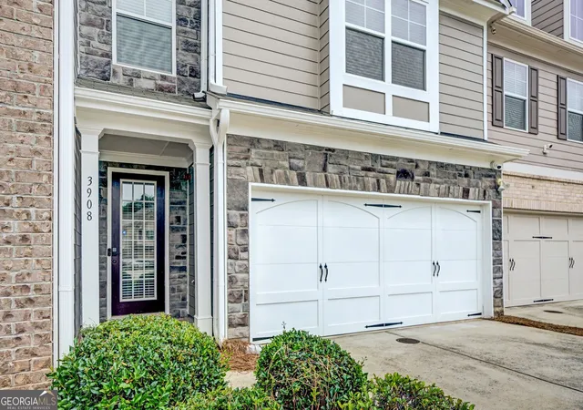Photo 1 of Sale Pending at 3908 Augustine Pl, Rex, GA 30273 | MLS# 10824323 | Listing updated on 2026-09-11