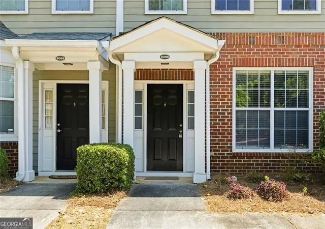 image of 2086 Del Lago Cir, Kennesaw, GA 30152 | MLS# 10816598