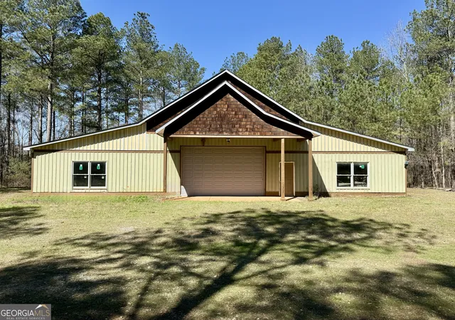 Homes for sale in Bowman, GA | 2375 Factory Hole Dr, Bowman, GA 30624 | MLS# 10792058