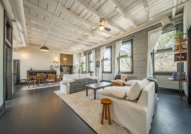 1st image of 210 Walker St Sw #14, Atlanta, GA 30313 | MLS# 10192572