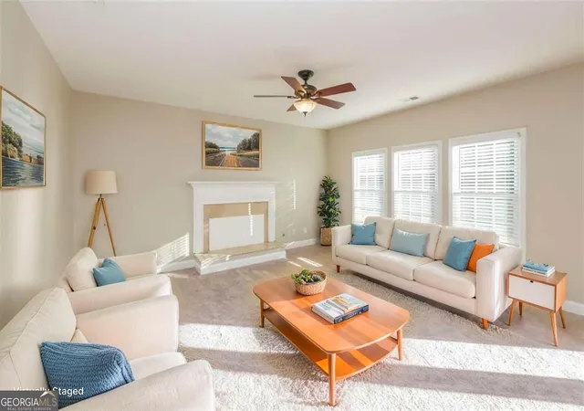 Photo 3 of Single family home for sale at 47 Pecan Crescent, Newnan, GA 30265 | MLS# 10826893 | Listing updated on 2026-10-07