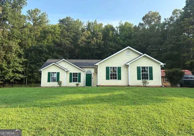 1st image of 330 Hayward Bishop Wy, Senoia, GA 30276 | MLS# 10815298
