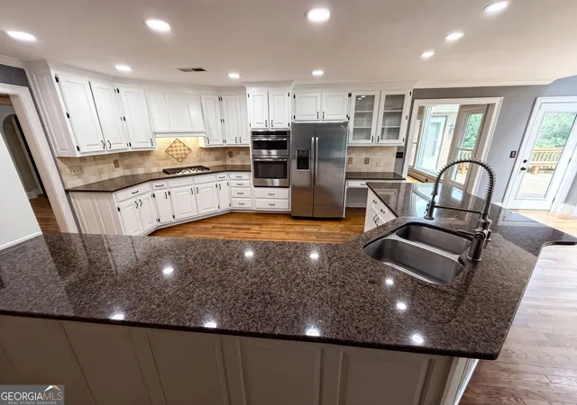 2nd image of 135 N Clublands Ct, Johns Creek, GA 30022 | MLS# 10809597