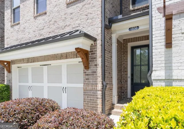 Photo 2 of Townhouse for sale at 1838 Glenview Park Cir, Duluth, GA 30097 | MLS# 10772790 | Listing updated on 2026-08-18