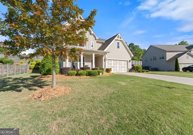 Photo 3 of Single family home for sale at 5845 Stargazer Way, Cumming, GA 30028 | MLS# 10836232 | Listing updated on 2026-09-14