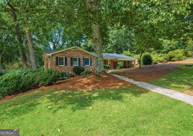 4th image of 3680 Winbrooke Ln, Tucker, GA 30084 | MLS# 10794498