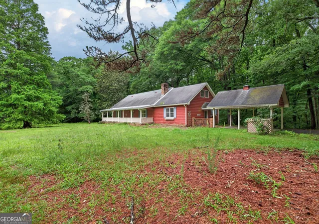 3rd image of 215 Boone Rd, Newnan, GA 30263 | MLS# 10783737