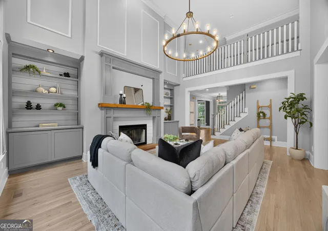 Photo 4 of Single family home for sale at 651 Vinings Estates Dr, Mableton, GA 30126 | MLS# 10826535 | Listing updated on 2026-10-08