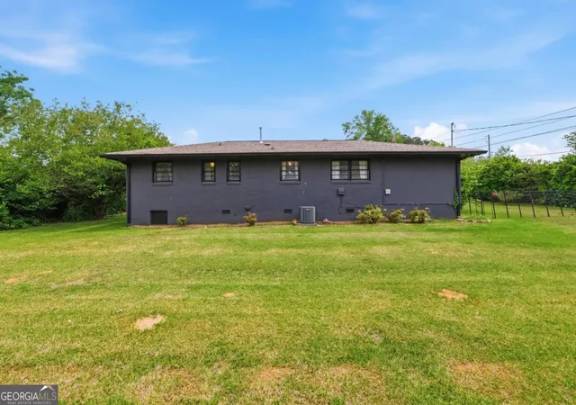 Photo 2 of Single family home for sale at 250 Morningview Dr, Athens, GA 30605 | MLS# 10776751 | Listing updated on 2026-09-05