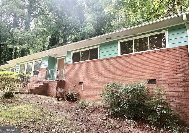 2nd image of 2345 Country Club Ln Sw, Atlanta, GA 30311 | MLS# 10797459