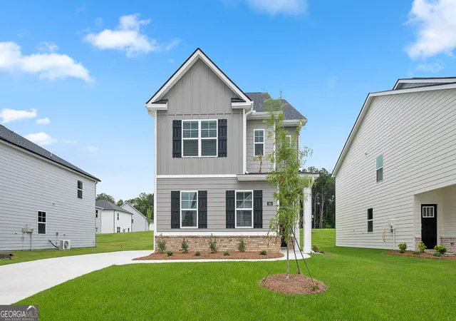 Photo 1 of Single family home for sale at 104 Oakchase Park Ln, Hampton, GA 30228 | MLS# 10764550 | Listing updated on 2026-09-12