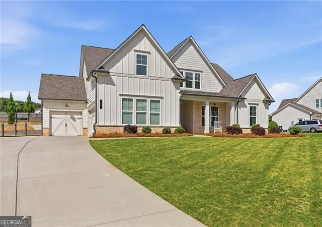 Homes for sale in Winder, GA | 77 Wallace Dr, Winder, GA 30680 | MLS# 10757924