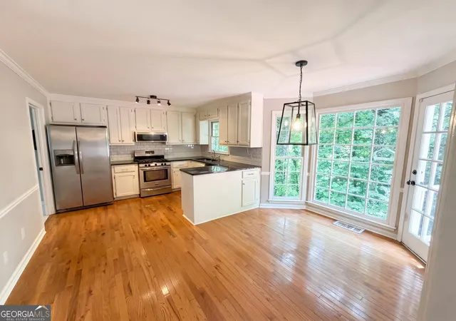 Photo 2 of Single family home for sale at 3514 Nettle Ln Ne, Roswell, GA 30075 | MLS# 10773780 | Listing updated on 2026-09-18