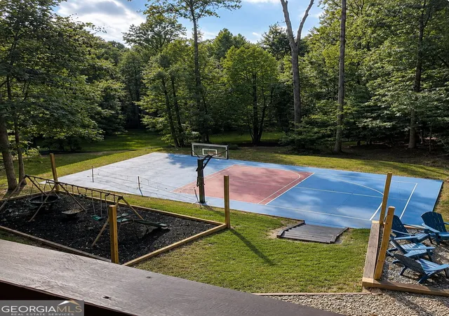 Photo 2 of Single family home for sale at 1134 Maggie Chapman Rd, Blue Ridge, GA 30513 | MLS# 10835391 | Listing updated on 2026-10-09
