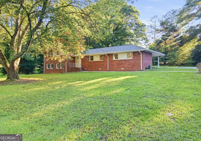 1st image of 180 E Greenwood Dr, Carrollton, GA 30117 | MLS# 10781616