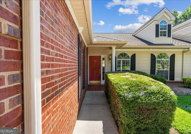 2nd image of 609 Black Oak Dr #123, Dalton, GA 30721 | MLS# 10809802