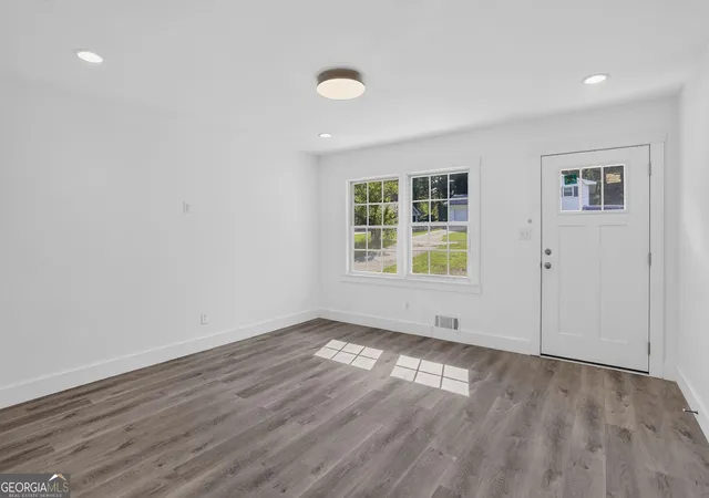 Photo 2 of Single family home for sale at 6464 Rabun Rd, Morrow, GA 30260 | MLS# 10817079 | Listing updated on 2026-09-06