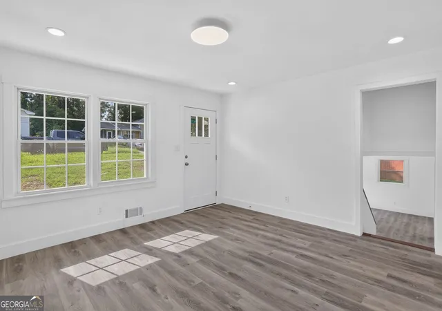 Photo 3 of Single family home for sale at 6464 Rabun Rd, Morrow, GA 30260 | MLS# 10817079 | Listing updated on 2026-09-06