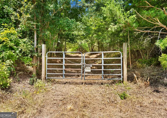 Photo 1 of Sale Pending at 3272 Dixon Mccall Rd, Elberton, GA 30635 | MLS# 10832880 | Listing updated on 2026-09-12