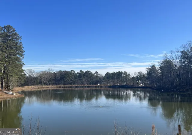 Photo 2 of Sale Pending at 3185 Kellogg Creek Rd, Acworth, GA 30102 | MLS# 20172321 | Listing updated on 2026-04-09